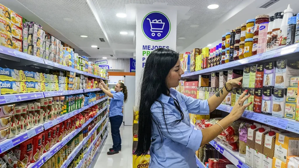 ¿Abren los centros comerciales el 1 de mayo en Catalunya?