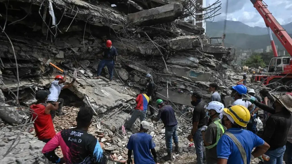 5.400 muertos y 29.400 desaparecidos: el balance cuantitativo del doble sismo en Venezuela un mes después
