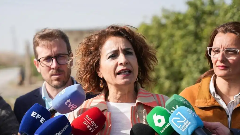 El Debate sobre el IVA Cero: Un Enfrentamiento entre Política y Economía