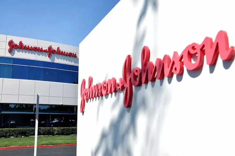 Johnson & Johnson: Un Año de Crecimiento Impresionante en 2025