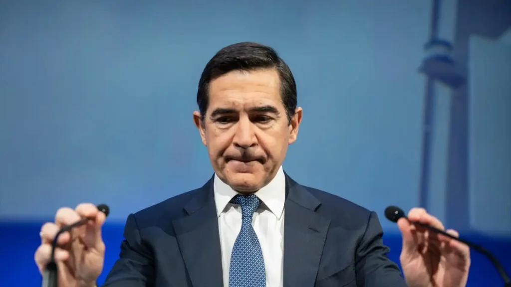 La encrucijada del BBVA: Poder, política y futuro incierto