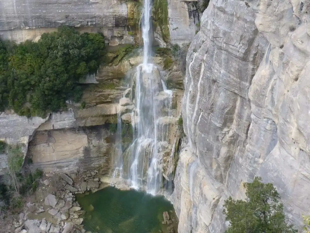 Salt de Sallent Rupit: qué ver, cuándo ir y cómo llegar en primavera